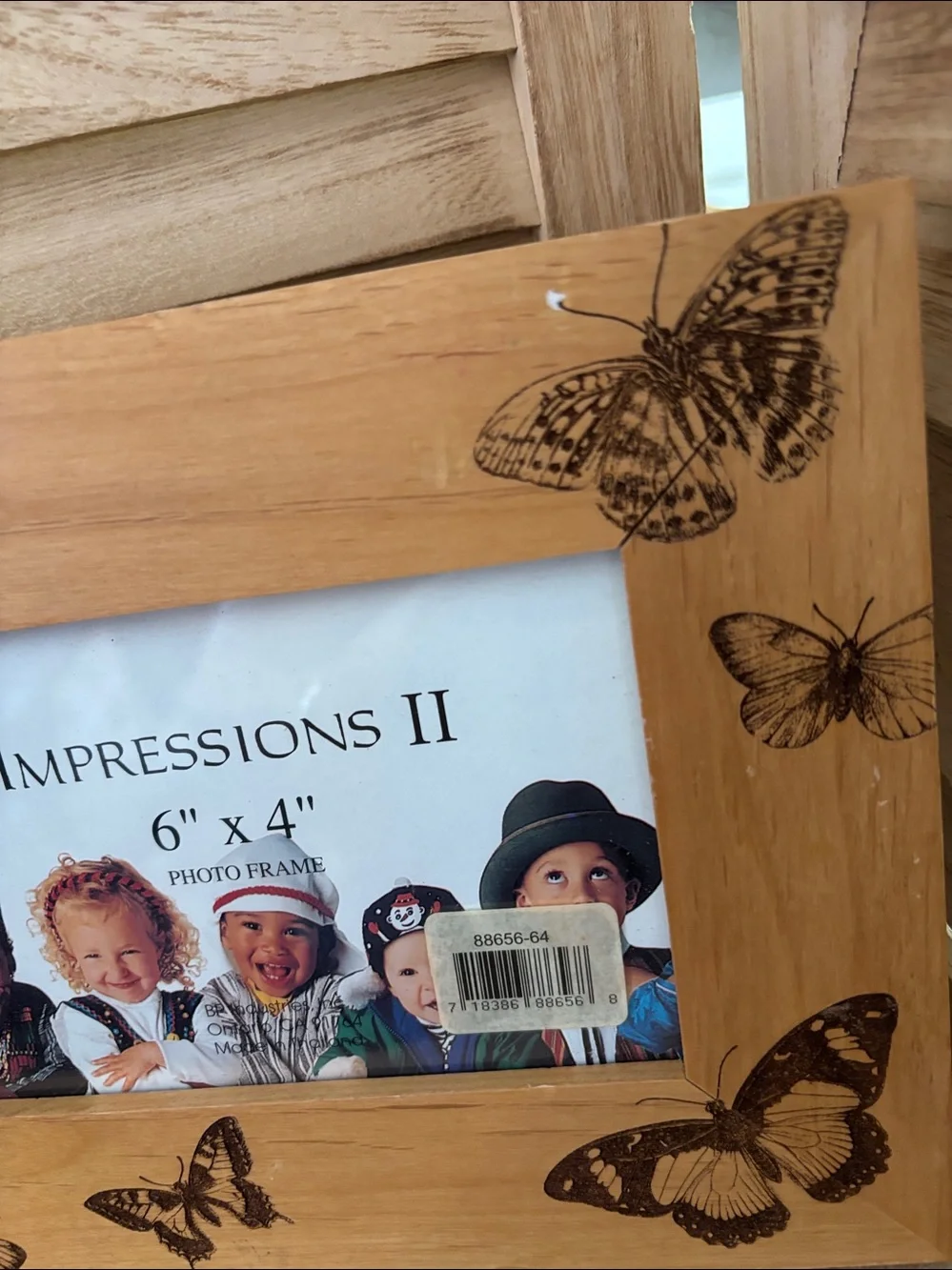 Impressions decorative wooden
